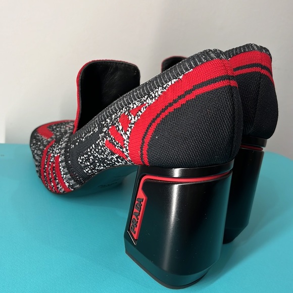 It's a shame I never wore it. - Picture 4 of 6